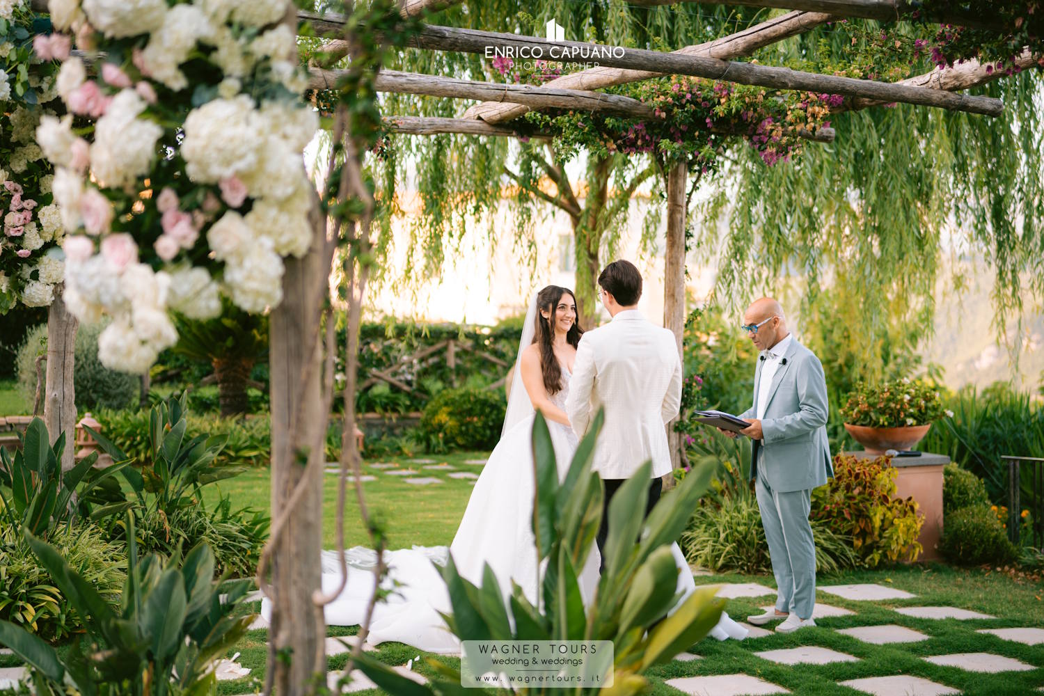 [Describe photo 1: people, venue or moment]