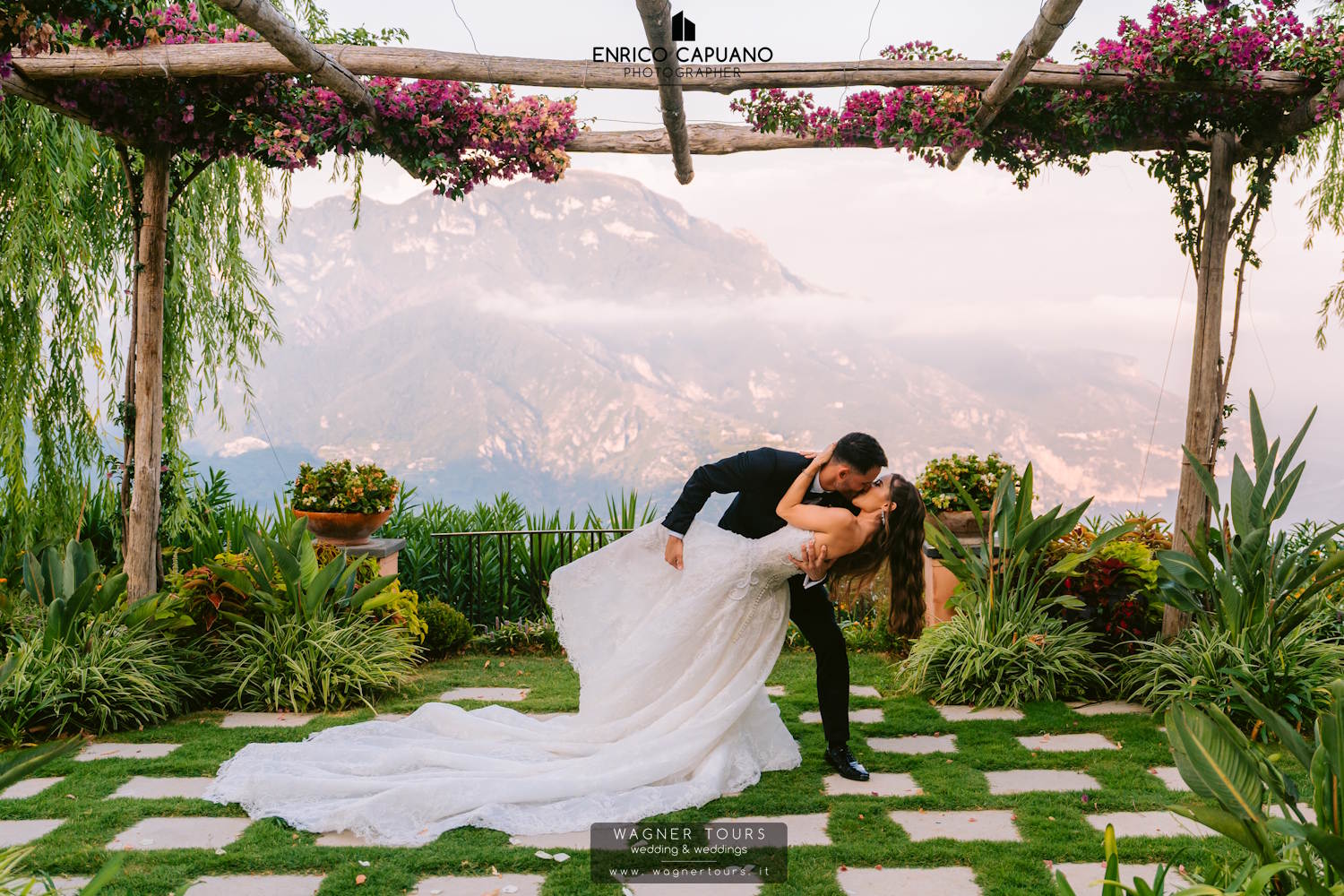 [Describe photo 1: people, venue or moment]
